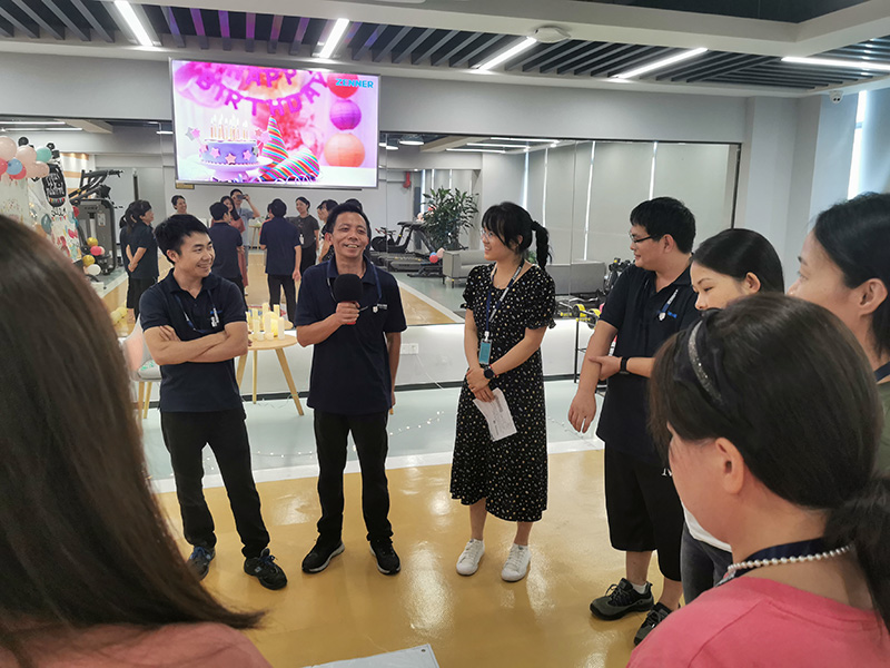 福州真兰水表第二季度生日会